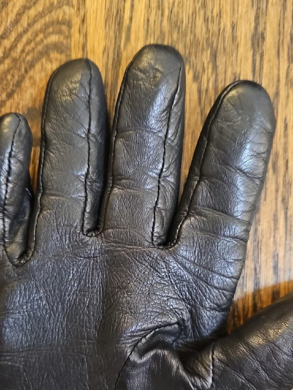 Fratelli Forino Women’s Black Leather Ruffle Cuff Gloves Made In Italy